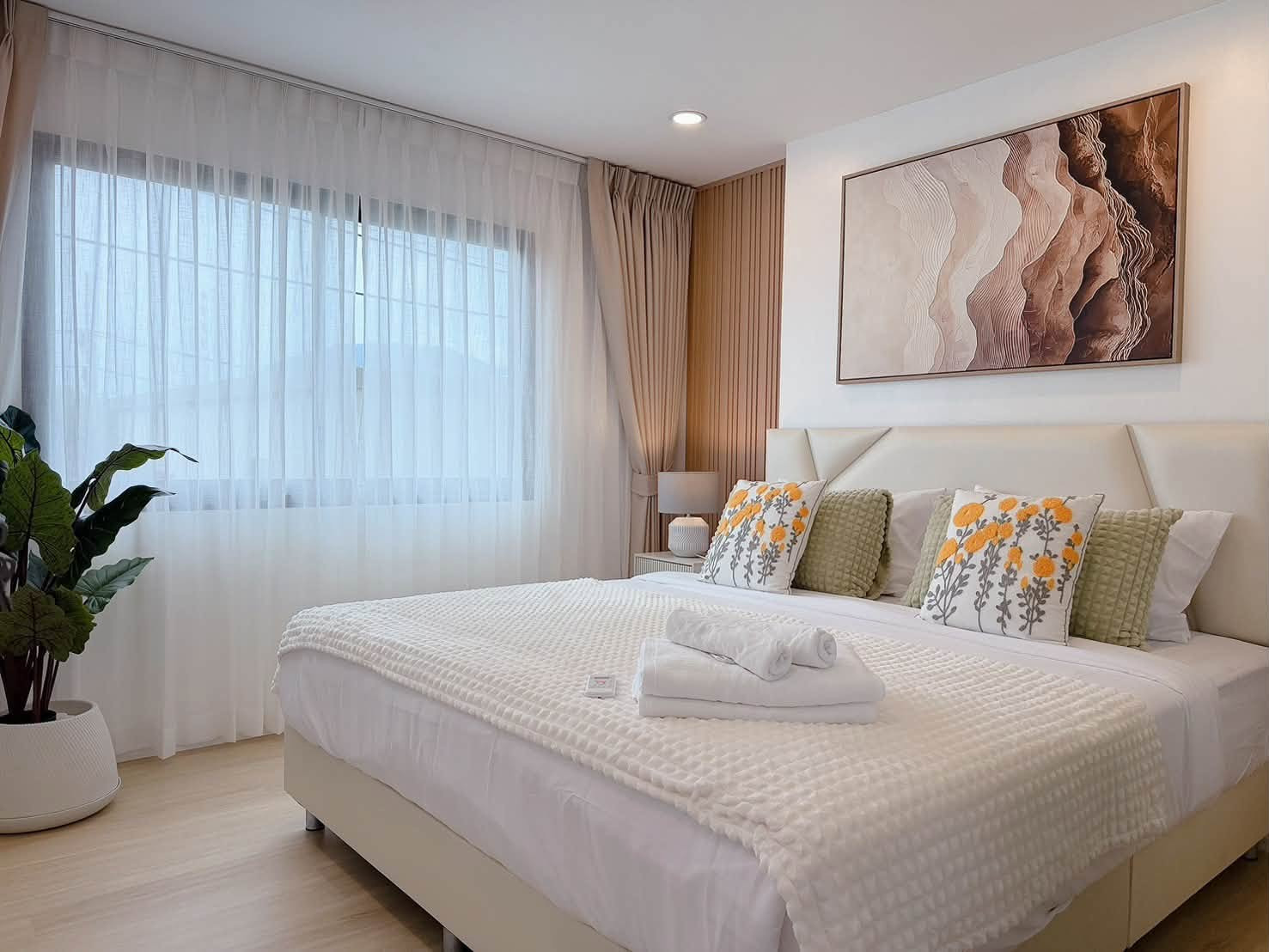 Condo for sale, Ratchaporn Condo, Kathu, Phuket, with appliances as shown in the picture. All new furniture Condo for sale, Ratchaporn Condo, Kathu, Phuket, with appliances as shown in the picture. All new furniture