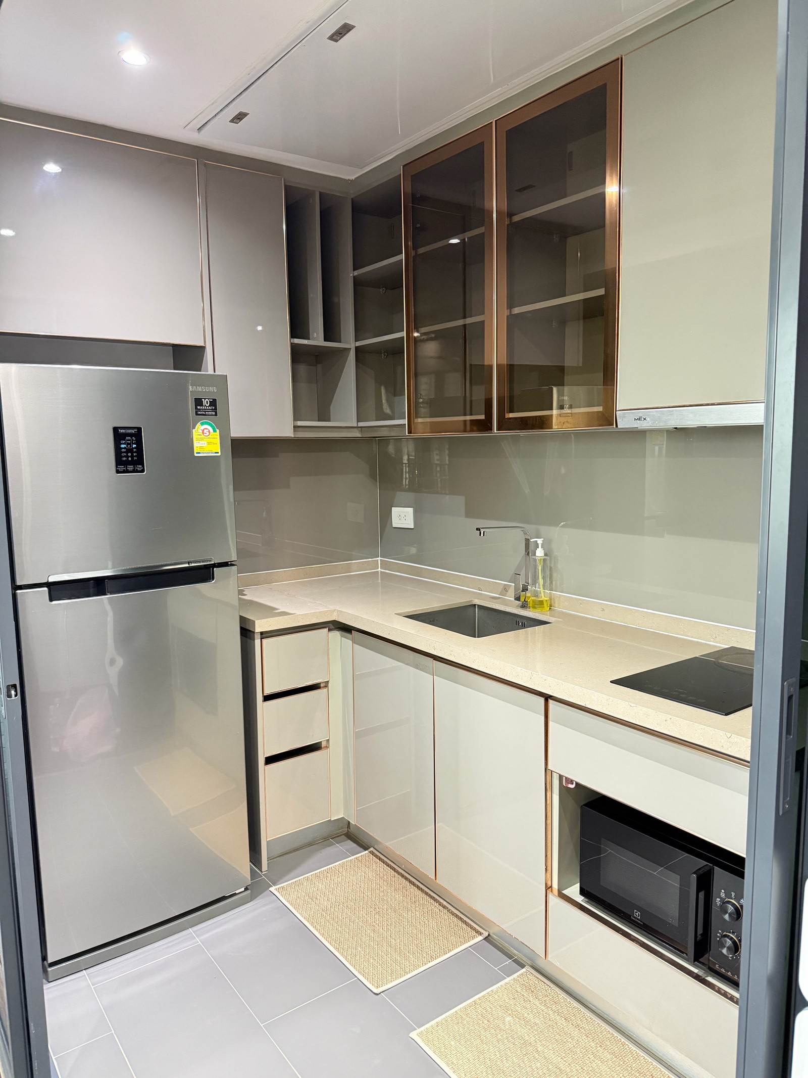 🏢 ให้เช่าคอนโด C Ekkamai (ซี เอกมัย) – ห้องชั้นสูง วิวสวย คอนโดแต่งสวยพร้อมอยู่  – รูปที่ 3