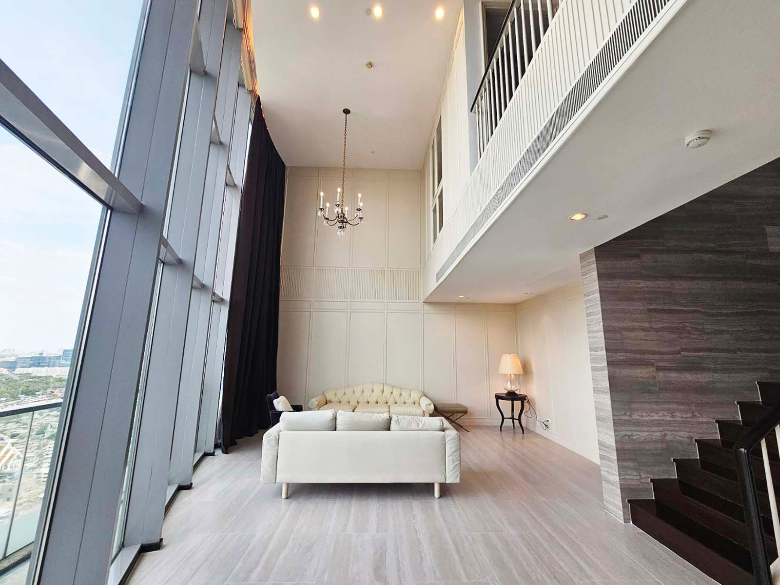 *For SALE and RENT* Duplex PENTHOUSE 300sq.m. Super Luxury Bangkok Oriental Residence Please call : 095-3905490