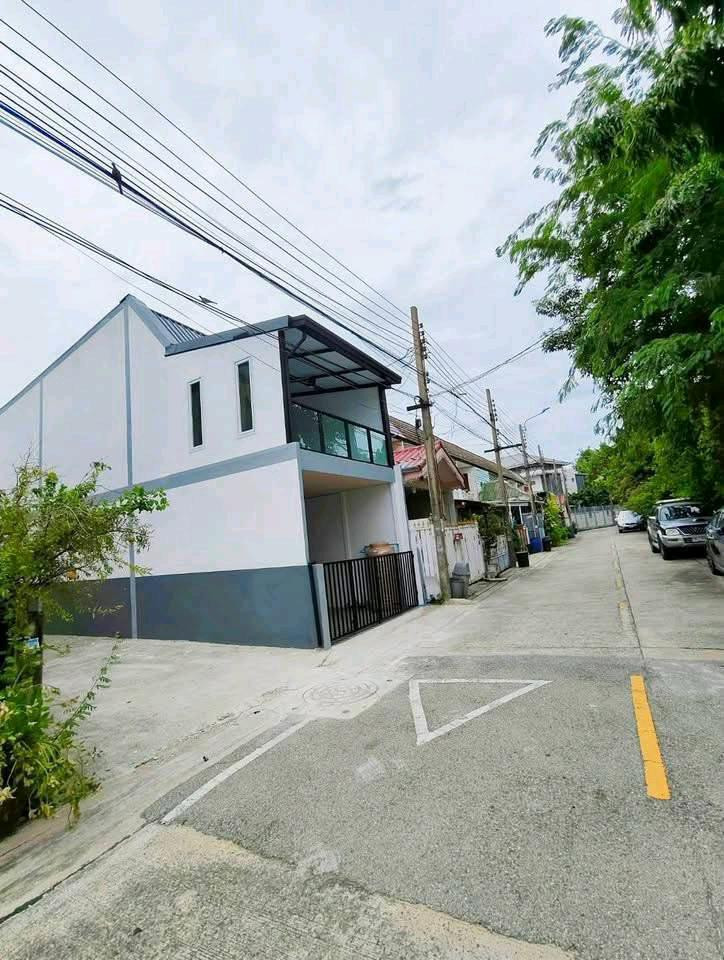 หมู่บ้านทรายทองนิเวศน์ ที่ตั้งโครงการ: 78 ซอยทรายทองนิเวศน์ 6 ถ.ติวานนท์ ต.ท่าทราย อ.เมือง จ.นนทบุรี – รูปที่ 3