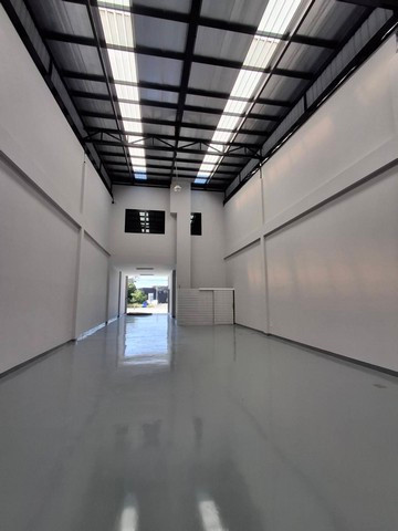Home office for rent, 3 floors with warehouse, 380 sq m, Pak Kret Ratchaphruek Chaiyapakrit area, can be used as a showroom, warehouse to stock products. Office space, residence