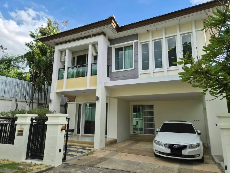 Single house for rent, Bangkok Boulevard Ratchaphruek-Rama 5, near The Walk Ratchaphruek and Rama 5 roundabout. Single house for rent, Bangkok Boulevard Ratchaphruek-Rama 5, near The Walk Ratchaphruek and Rama 5 roundabout.