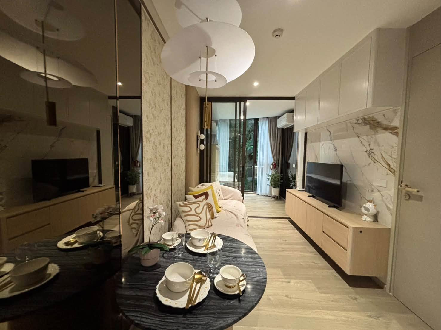 🌷🩷 Fynn Asoke 🌷🩷 1 BEDROOM + 1 BATHROOMS | 42 SQ.M.
