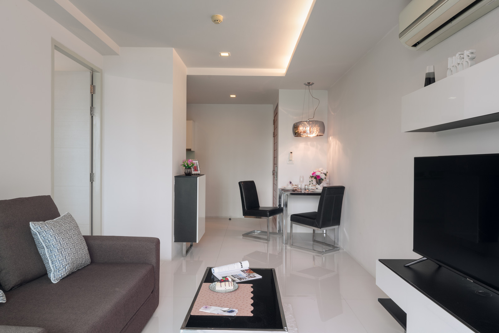 Beverly 33  – รูปที่ 2