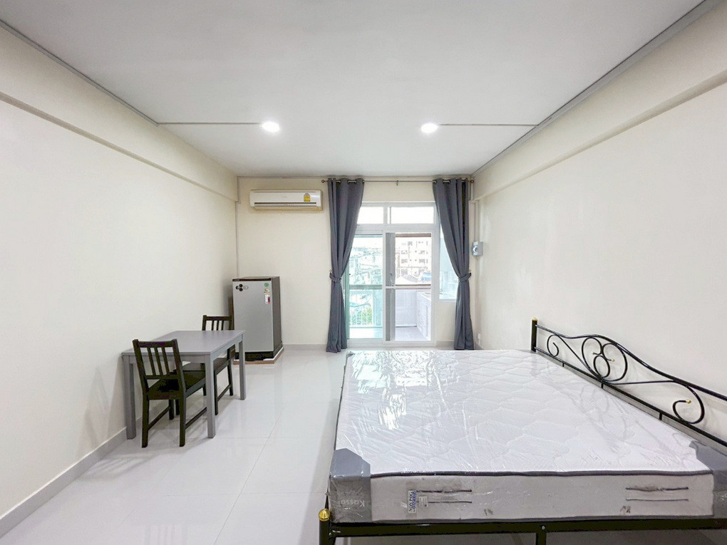 For Rent Dusit Condominium @BTS Victory Monument Station 24 sq.m 1 Bedroom 4th floor Ready to move in / Call : 081-869-5841 – รูปที่ 2