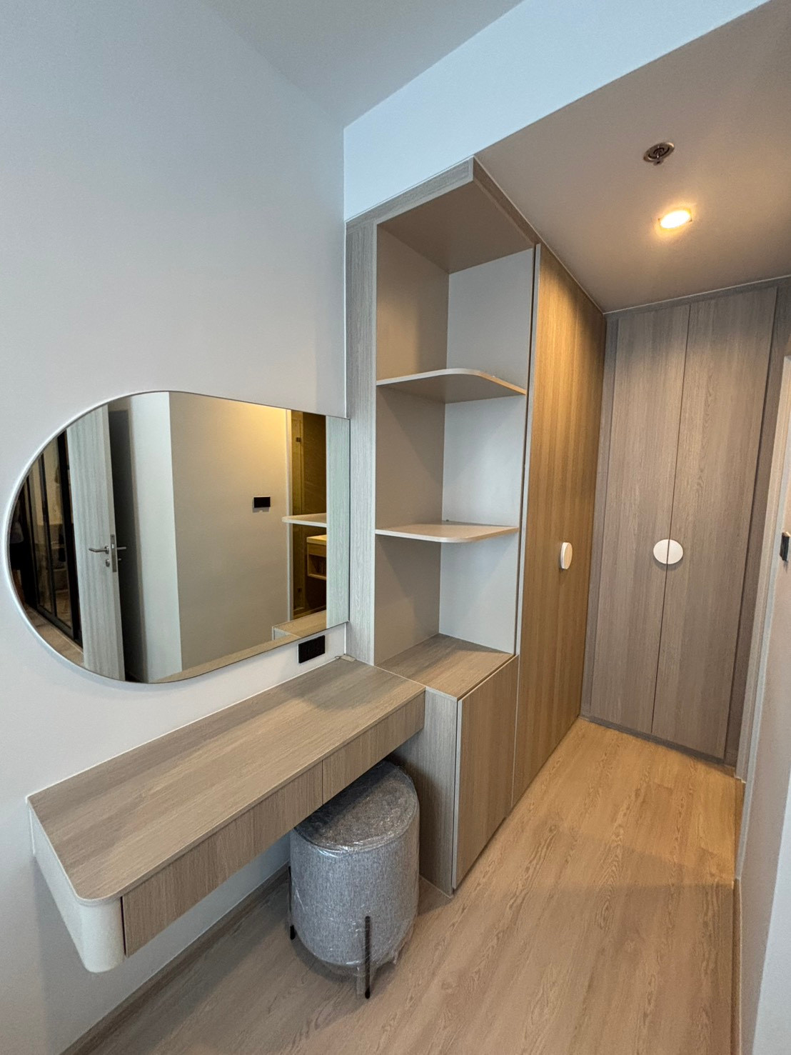 ✨ LUXURY CONDO FOR RENT - HIGH FLOOR WITH RIVER VIEW! ✨ 🏢 Reference Sathorn - Wongwianyai (Building B) – รูปที่ 3