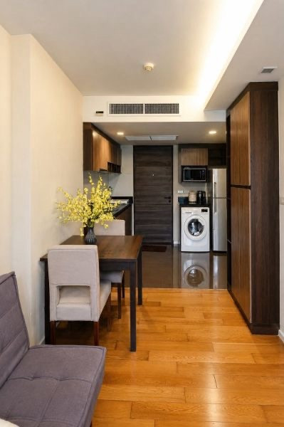 SUPER HOT PRICE & PRIME LOCATION (PRICE NEGOTIABLE)! 1 นอน 35 ตร.ม. ทำเลไข่แดงเพลินจิต-นานา ใกล้ BTS เพลินจิต เพียงเดินถึง ใกล้ Central Embassy & โรงพยาบาลบำรุงราษฎร์ ราคาขายต่อรองได้ ช็อกเพียง 4.19M! Focus Ploenchit – รูปที่ 2
