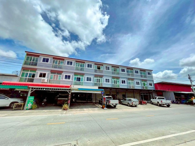 บางนา บางบ่อ บ้านแฝดหลังมุม เช่า-ขายฟังก์ชั่น 3นอน 3น้ำ ใกล้โลตัสบางบ่อ 600ม.ไปรษณีย์บางบ่อ ที่ดิน 50.9ตร.ว.พื้นที่ใช้สอย 147ตร.ม.บ้านสวย