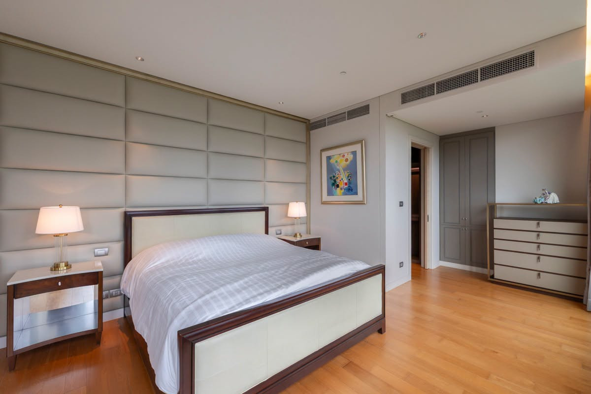 🏢 Sindhorn Residence วิวสวน  3 ห้องนอน 5 ห้องน้ำ – รูปที่ 3