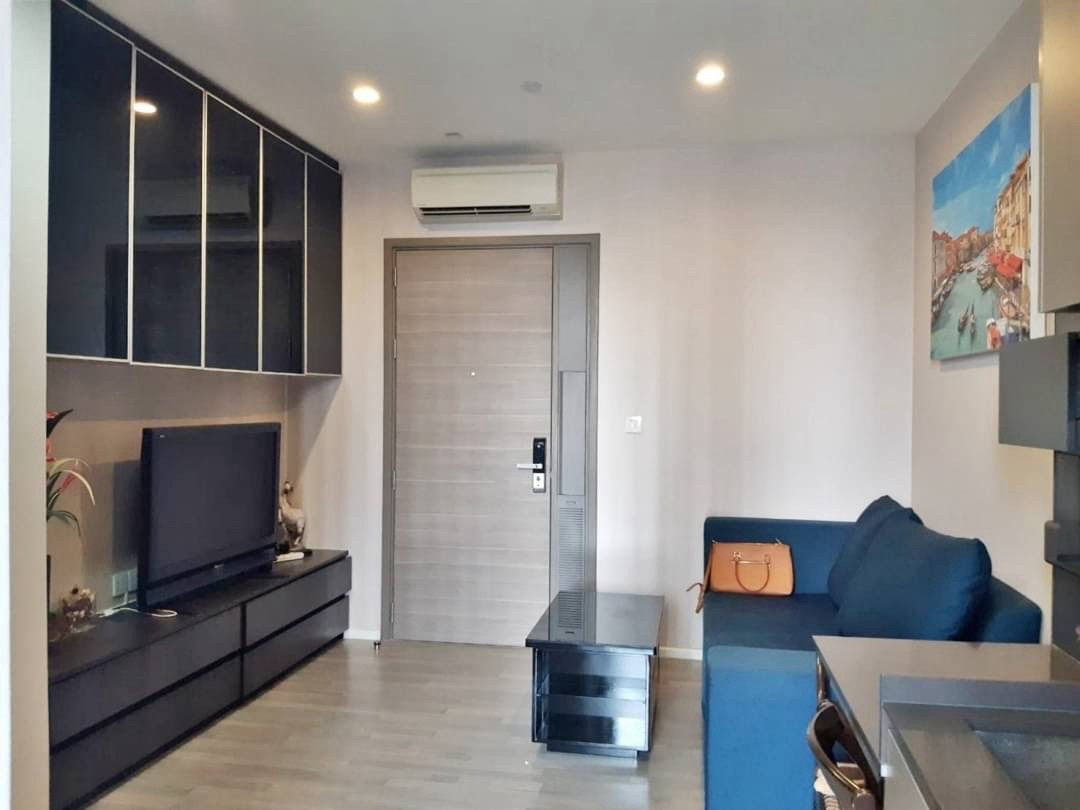 ให้ เช่า The Room Sukhumvit 69 1ห้องนอน 1ห้องน้ำ (ราคาพิเศษ) ให้ เช่า The Room Sukhumvit 69 1ห้องนอน 1ห้องน้ำ (ราคาพิเศษ)