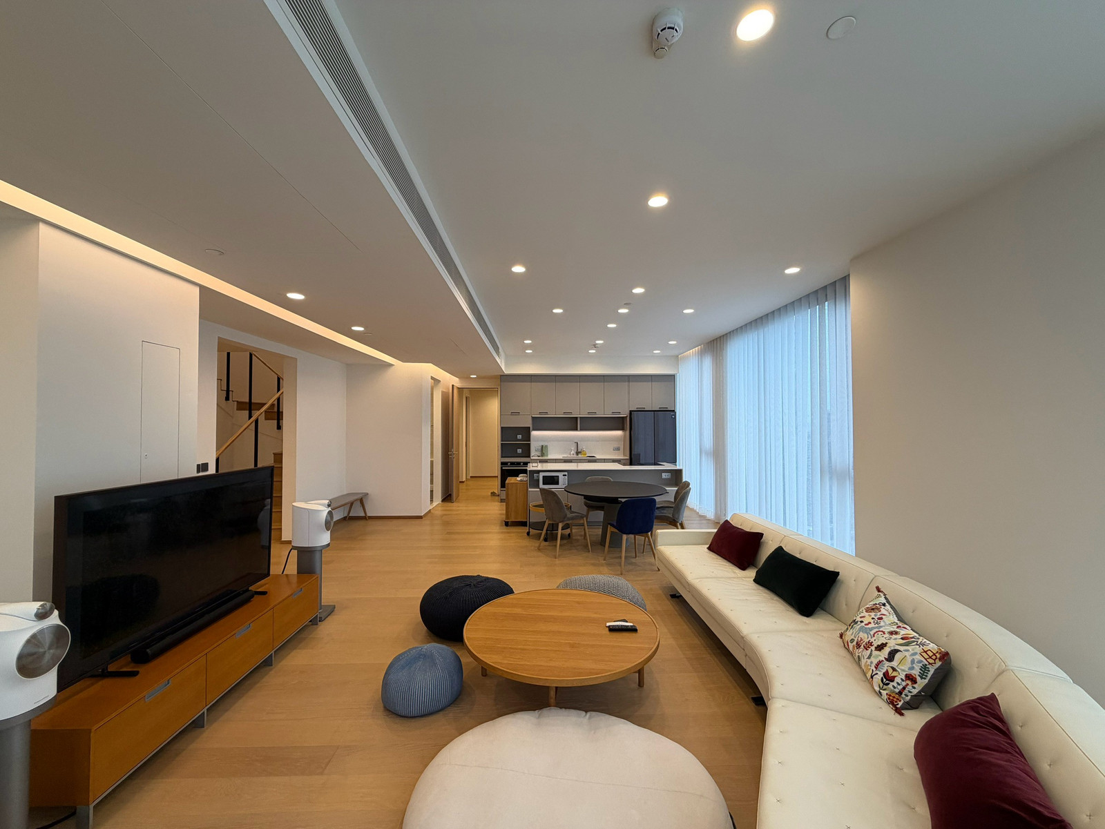 FOR RENT : Duplex Penhouse at ANIL Sathorn 12 (BTS St.Louis 0 m.)