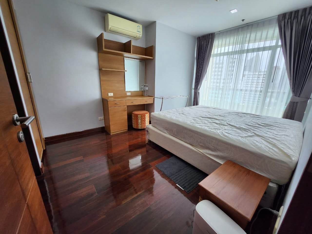 คอนโดให้เช่า : Sukhumvit City Resort (สุขุมวิท ซิตี้ รีสอร์ท) ( BTS Nana)MK-02 line @livingbkk