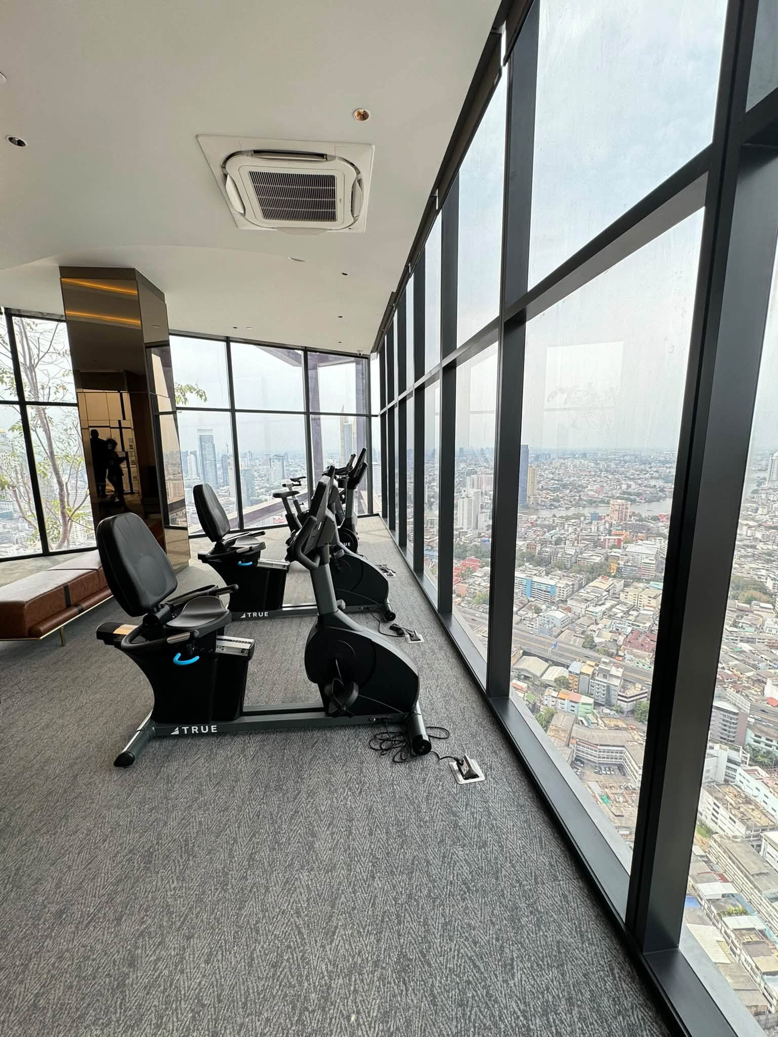 ให้เช่าคอนโดหรูแบบดูเพล็กซ์ (Duplex) – โครงการ Park Origin Chula-Samyan – รูปที่ 2