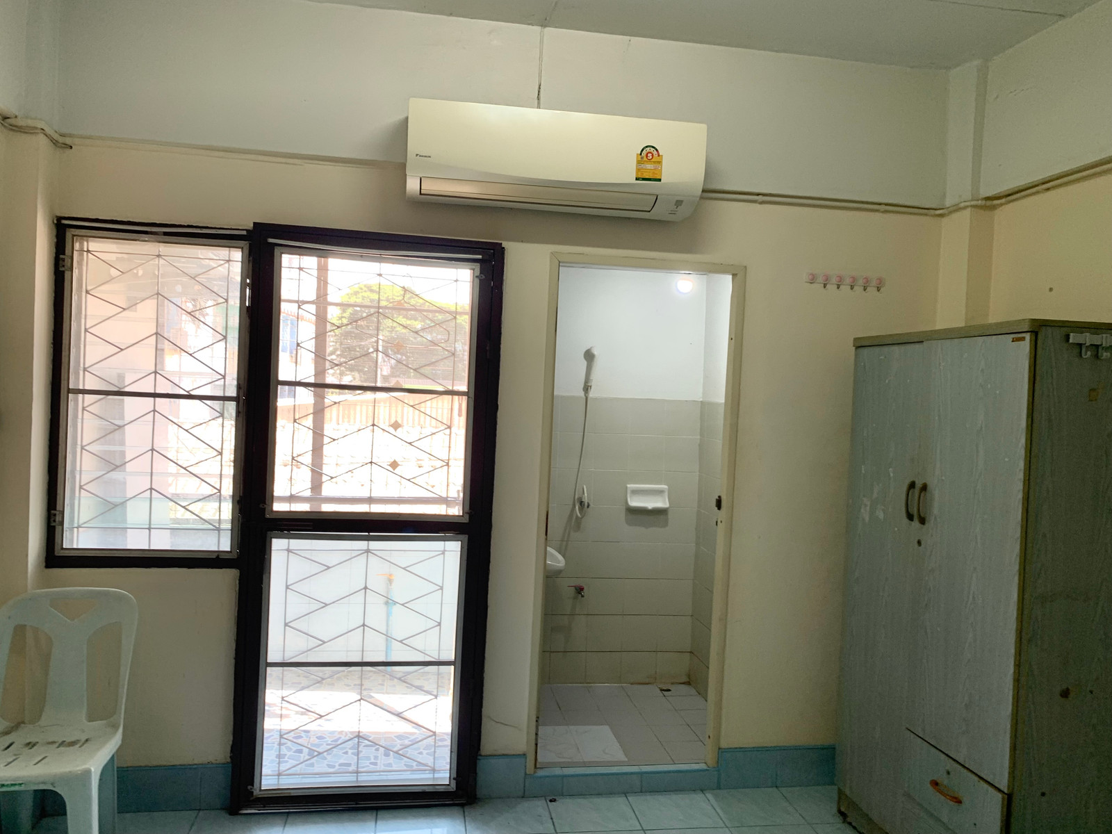 ✨ Room for rent, student price, near Rajamangala University of Technology Thanyaburi, Khlong 6 📍Sinmongkol Condominium, Soi Khlong 6 East 12 ✨ Room for rent, student price, near Rajamangala University of Technology Thanyaburi, Khlong 6 📍Sinmongkol Condominium, Soi Khlong 6 East 12