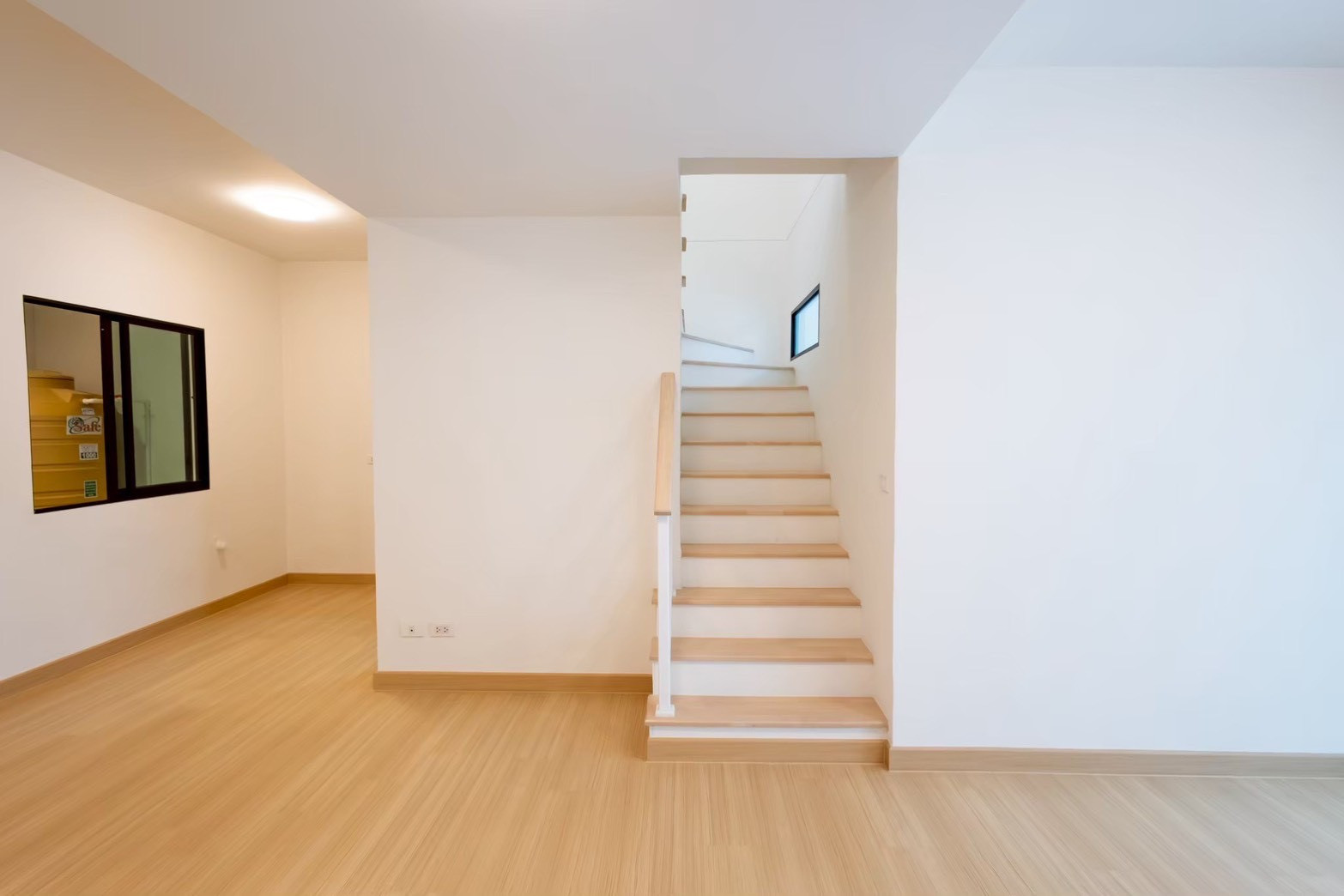 🏡New Listing Corner townhome, newly renovated, ready to move in, The Connect On Nut 2. – รูปที่ 4