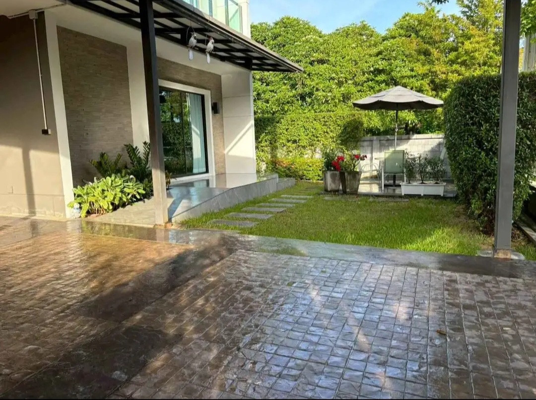 FOR RENT | THE CITY PATTANAKARN PHASE 1  บ้านหรูหลังมุม ติดถนนเมนโครงการ ทำเลพรีเมียม ใกล้สวนและ Clubhouse – รูปที่ 3