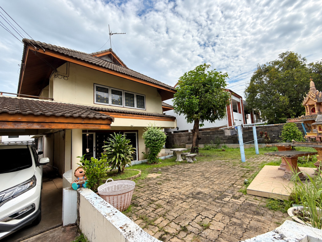 Single house for sale, Baan Chonniwet, 200 sq m, 80 sq m, location in the heart of Prachachuen, convenient travel, near Prachanukul Expressway.