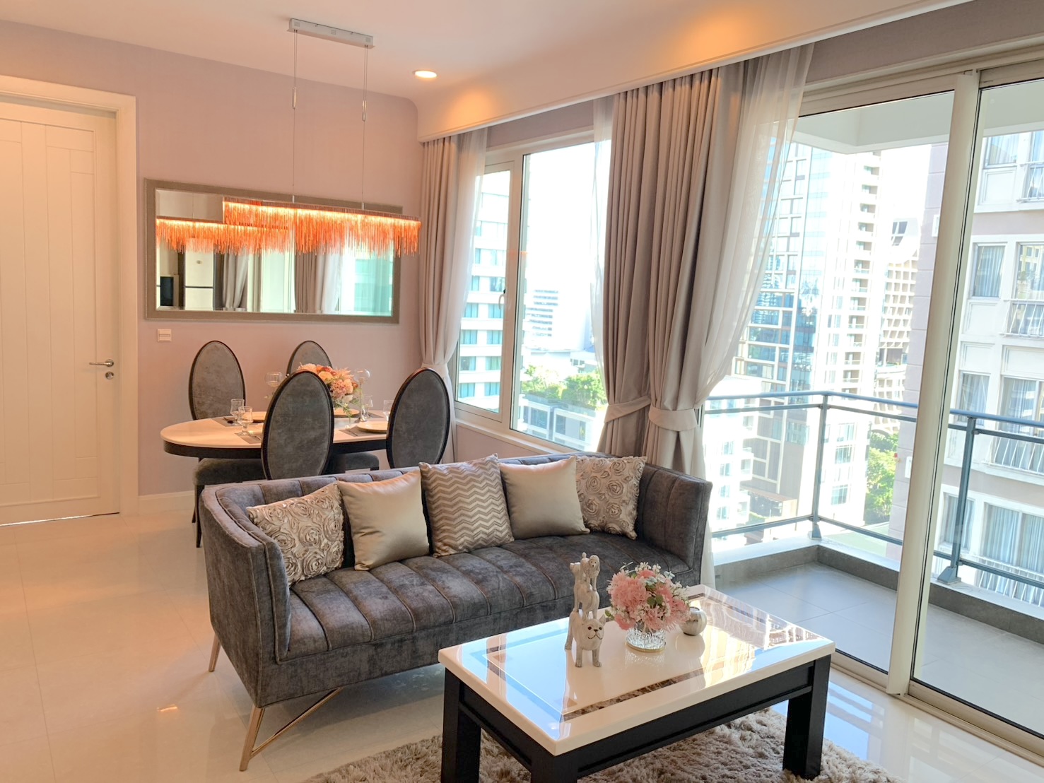 รวมค่าโอน ขาย Q Langsuan 106.31 ตร.ม. ใจกลางหลังสวน 25,000,000 บาท 👑 0642748883