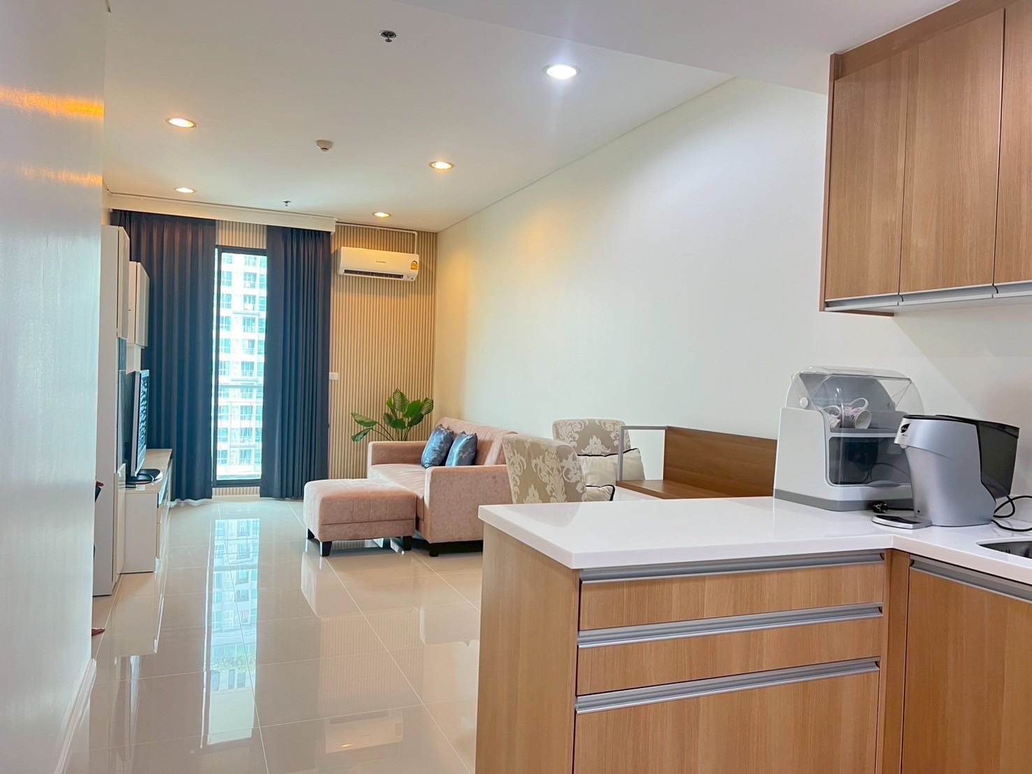 For Rent: Villa Asoke 1 Bed 48 sqm near BTS Asoke 24,000 THB/month For Rent: Villa Asoke 1 Bed 48 sqm near BTS Asoke 24,000 THB/month