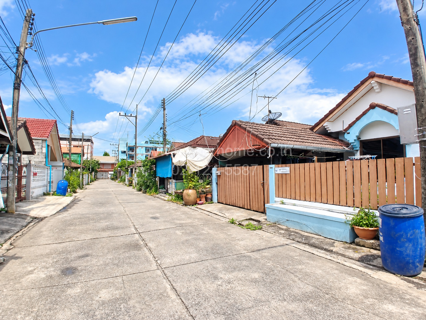 บ้านแฝด 1 ชั้น พรธิสาร 4 รังสิต-คลอง 6 ทำเลดี ใกล้ตลาดอาม่า 1000 สุข – รูปที่ 2