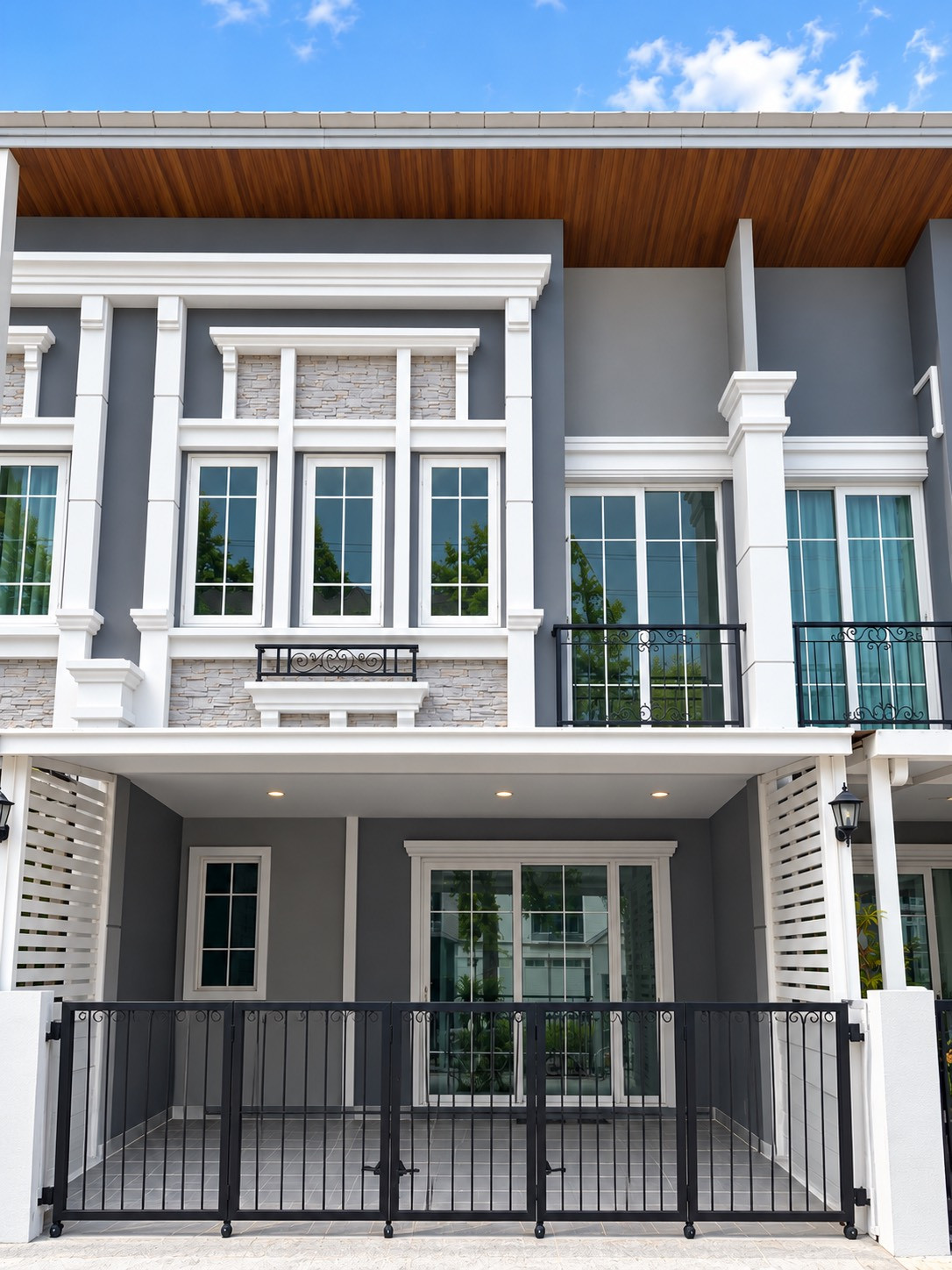 🏡 New Listing Townhome, good location in the Golden Town3 Bangna-Suan Luang project.