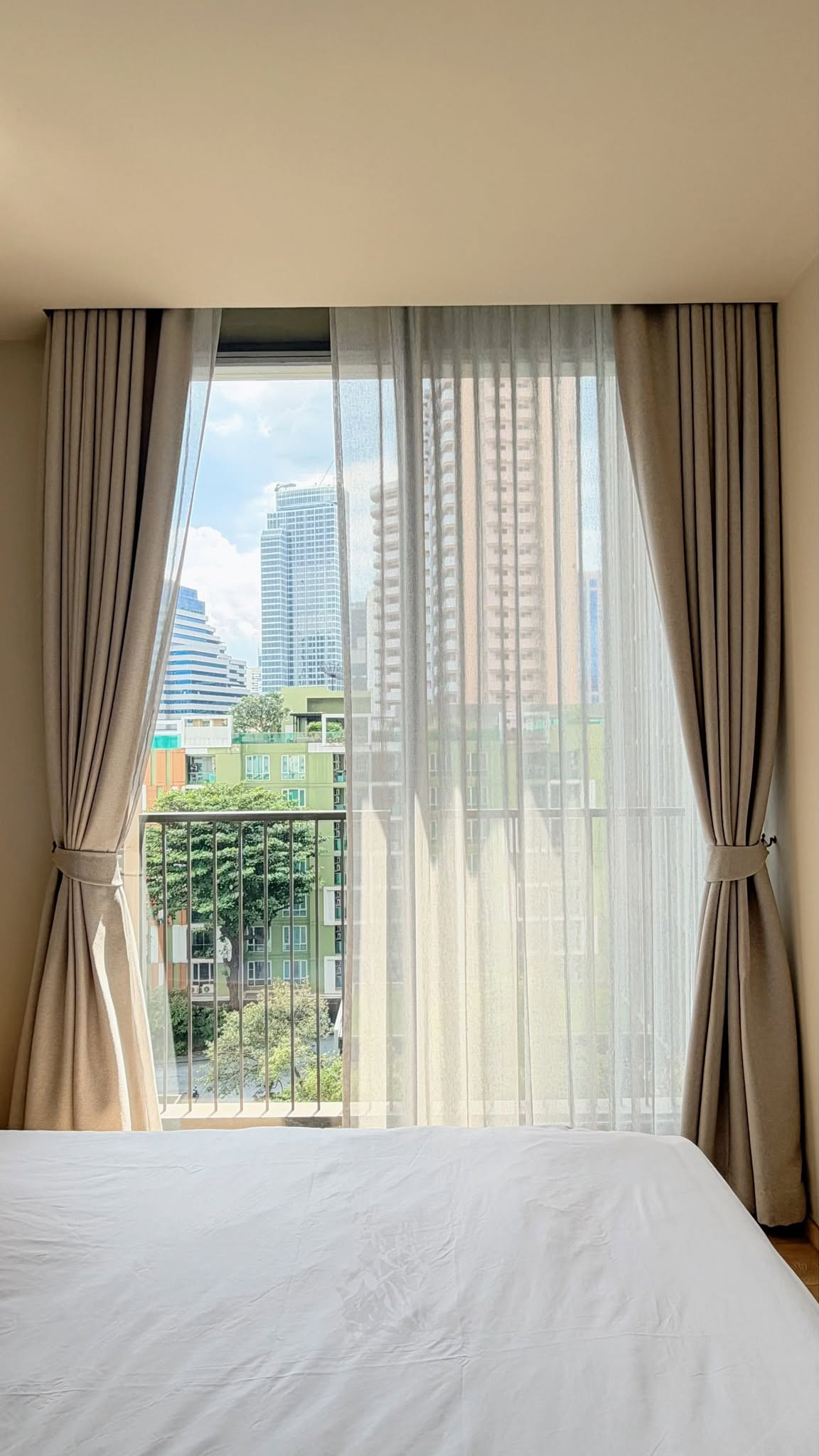 2 Bedroom Noble Around Sukhumvit 33 Corner Unit – รูปที่ 3