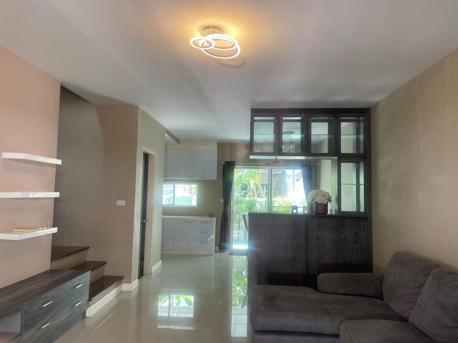 🏡✨ FOR RENT ทาวน์โฮม 3 ชั้น TOWN AVENUE RAMA 9 3 ห้องนอน 3 ห้องน้ำ พื้นที่กว้าง 200 ตร.ม. พร้อมสวนหลังบ้าน ในทำเลศักยภาพกรุงเทพกรีฑา 💰 ค่าเช่าเพียง 35,000 บาท/เดือน – รูปที่ 2