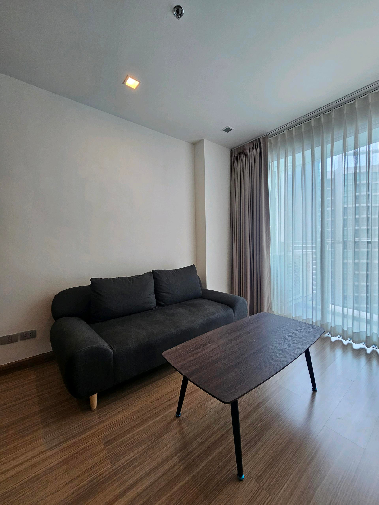 🔥FOR RENT🔥Skywalk Condo 2 ห้อง 60 ตรม ตกแต่งใหม่ ห้องสวย พร้อมเข้าอยู่ – รูปที่ 2