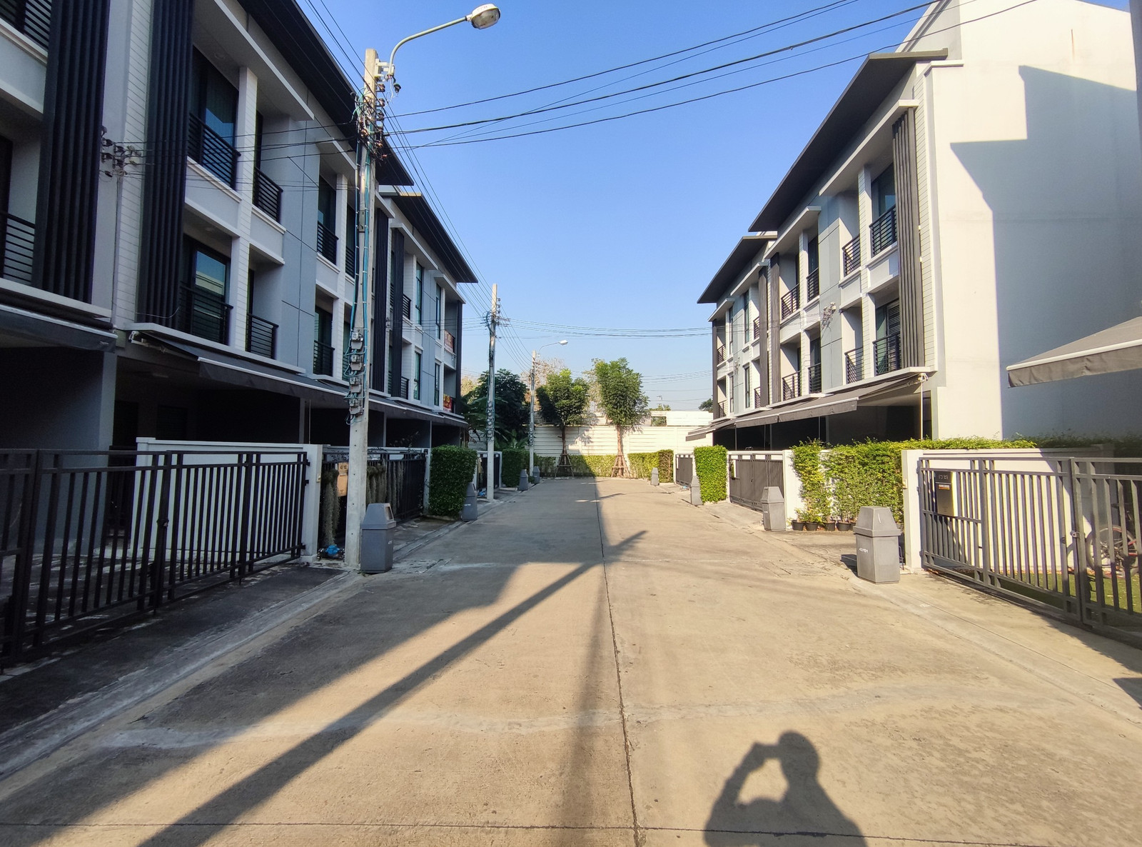 ให้เช่าทาวน์โฮม 3 ชั้น บ้านกลางเมือง รัตนาธิเบศร์  – รูปที่ 2