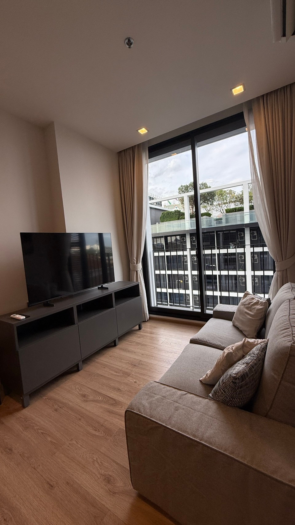 🏢 Life One Wireless 35 ตร.ม. พื้นที่ใช้สอยลงตัว – รูปที่ 3