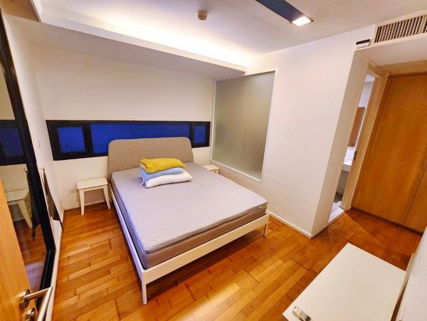 BTS Ploenchit 320m The Nest Ploenchit Condo for Rent NaiLert Soi. Corner Unit on the 2nd Floor 1Bed