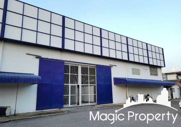 Warehouse For Rent in Soi Udom Suk 37, Bang Chak, Phra Khanong, Bangkok 