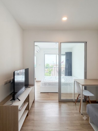 💰 Condo for sale with existing tenant, receiving rental income of 7,000 baht/month. Estimated return on investment: approximately 7.9% per year.
