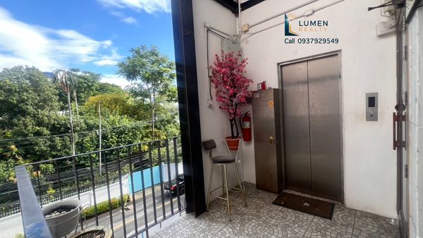 ✨ 100 sq.m. Space for Rent on the 3rd floor of a Community Mall, near BTS Thong Lo