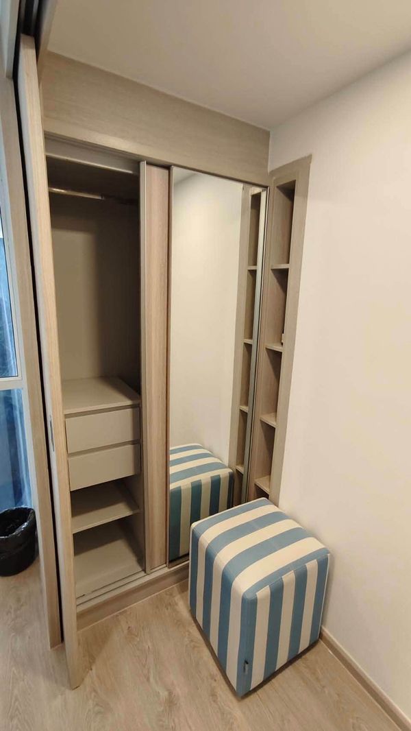 Condo for rent, The Tree Pattanakarn - Ekkamai (The Tree Pattanakarn - Ekkamai), Duplex / Loft style room, 2 floors, double high ceilings.