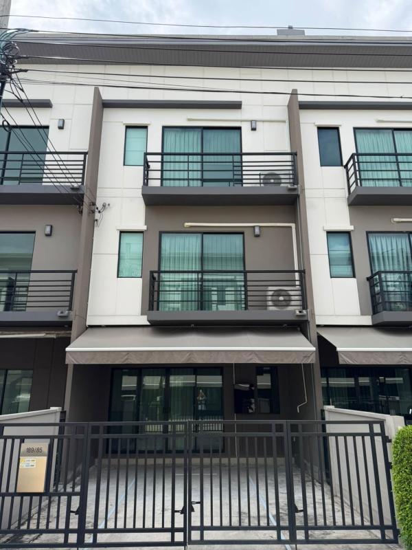 For Sale Townhouse/Townhome  , Baan Klang Muang Phahol - Ramintra , Tha Raeng , Bang Khen , Bangkok , CX-181250