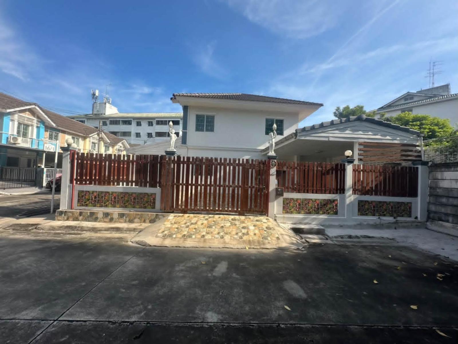 For Sale Townhouse/Townhome , Pruksa Ville 28 Wongwaen - Rattanathibet , MRT-Talad Bang Yai , Sao Thong Hin , Bang Yai , Nonthaburi , CX-180953 For Sale Townhouse/Townhome , Pruksa Ville 28 Wongwaen - Rattanathibet , MRT-Talad Bang Yai , Sao Thong Hin , Bang Yai , Nonthaburi , CX-180953