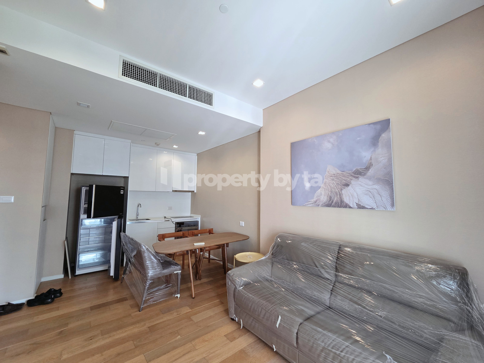 (ให้เช่า) ห้อง 40 ตร.ม. | The Saint Residences | ห้องใหม่!! | ใกล้ BTS-MRT