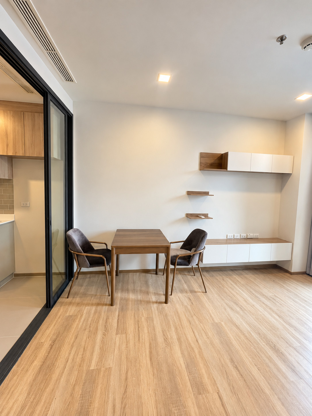 XT Phayathai | Spacious 2 Bed, 2 Bath on 24th Floor | Prime Bangkok Location – รูปที่ 4