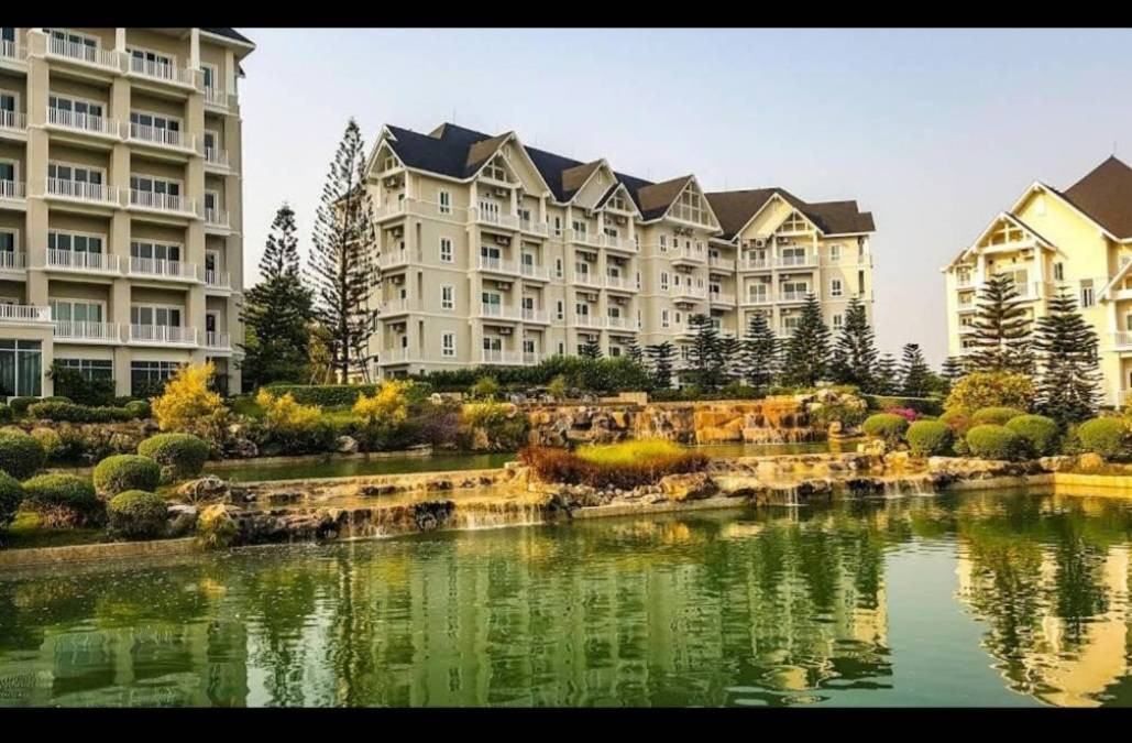 0941536919 Condo Baan Tiew Khao, large project, 400 rai, beautiful garden, European atmosphere. Next to Thanarat Road, Khao Yai, close to the M6 ​​entrance. – รูปที่ 3