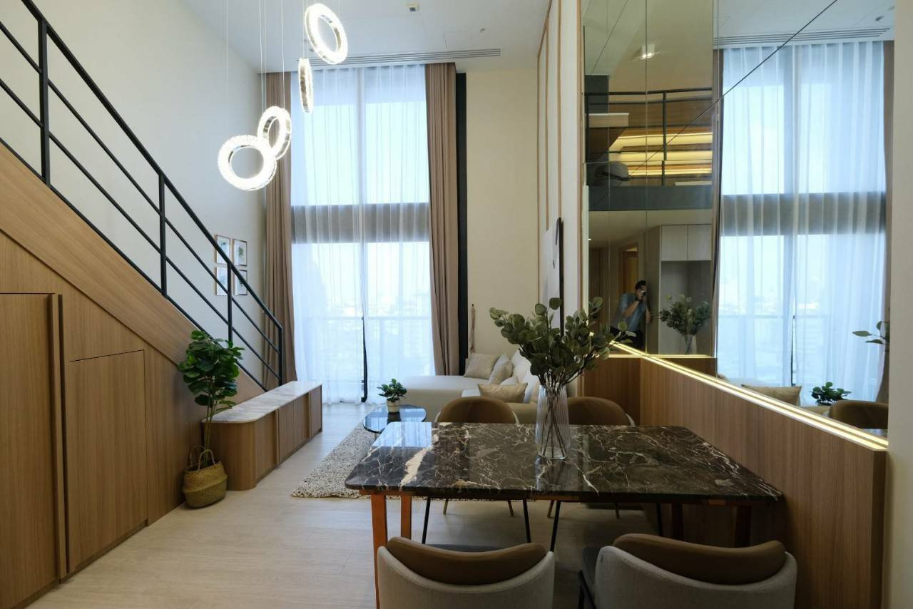 ðFor Rent âĻThe Lofts SilomâĻ 1 bed, 1 bath, size 46 sqm, Near BTS Surasak (0.4 km), Tel.0982645161 ðFor Rent âĻThe Lofts SilomâĻ 1 bed, 1 bath, size 46 sqm, Near BTS Surasak (0.4 km), Tel.0982645161
