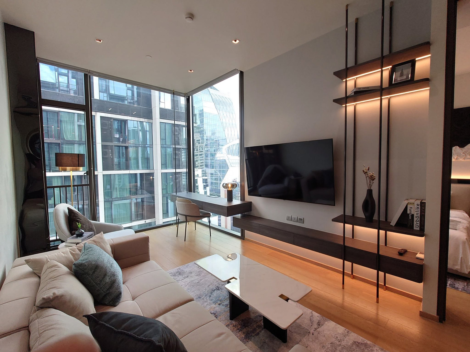 🏠✨ 28 Chidlom (28 Chidlom) | 1 bedroom condo for sale (HBH-TB-400)