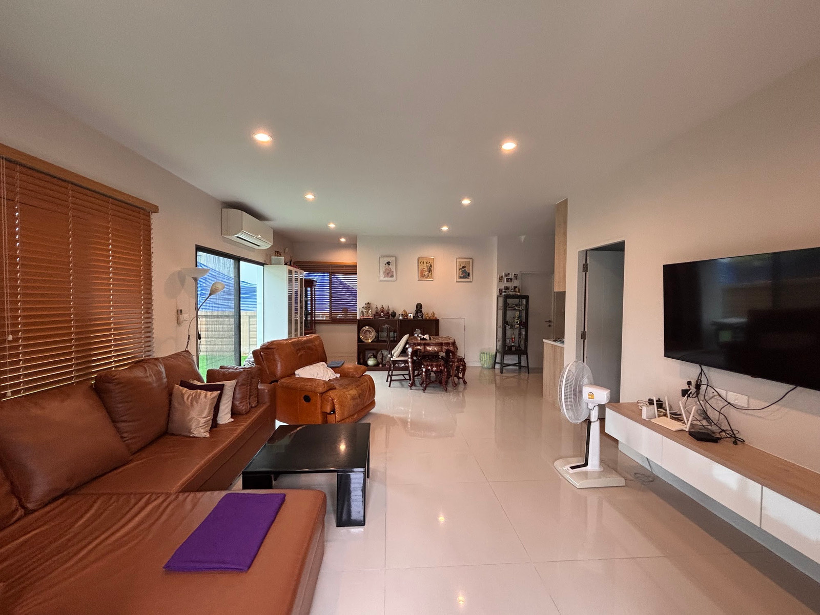 🏡 ราคาดีที่สุดในโครงการ! ขาย Burasiri Pattanakarn บ้านสวย 4 ห้องนอน 4 ห้องน้ำ ขนาด 210 sqm ดีไซน์สวยจากแสนสิริ หน้าบ้านหันทางทิศเหนือ ร่มรื่น ไม่ร้อน ราคาเพียง 14.5 MB ติดต่อ 0968623850 🔥 – รูปที่ 2