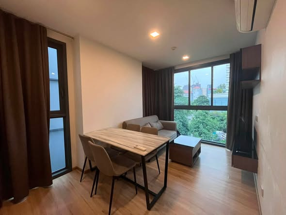 🔥 **For Rent: TAKA HAUS Ekamai 12 | Near BTS Ekkamai & BTS Thong Lo