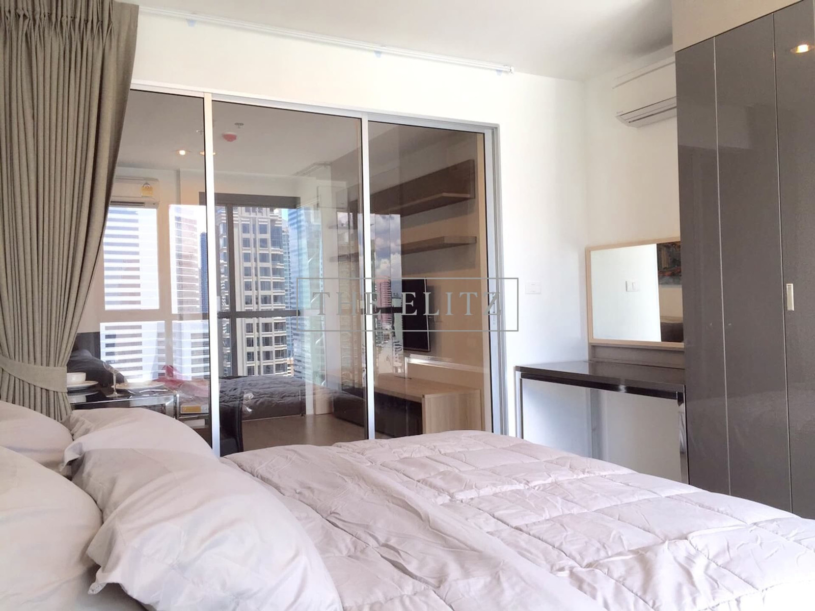 Spacious 1-Bedroom Condo at RHYTHM Sathorn-Narathiwas | 38 SQ.M | Near BTS Chong Nonsi | 20K/Month – รูปที่ 2
