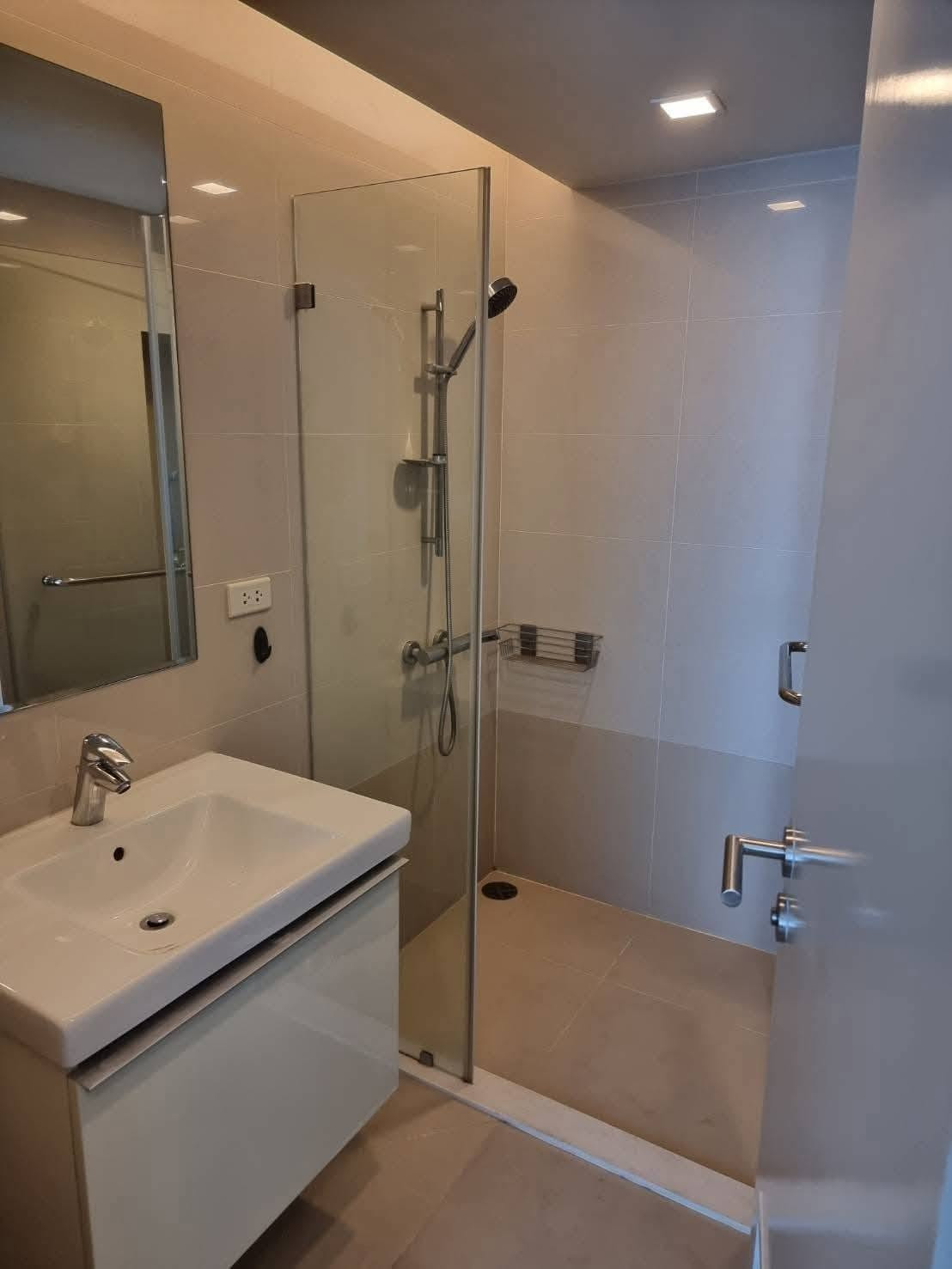 For Rent Focus Ploenchit 1 Bedroom 1 Bathroom 48 SQ.M. 25,000 THB/Month – รูปที่ 2