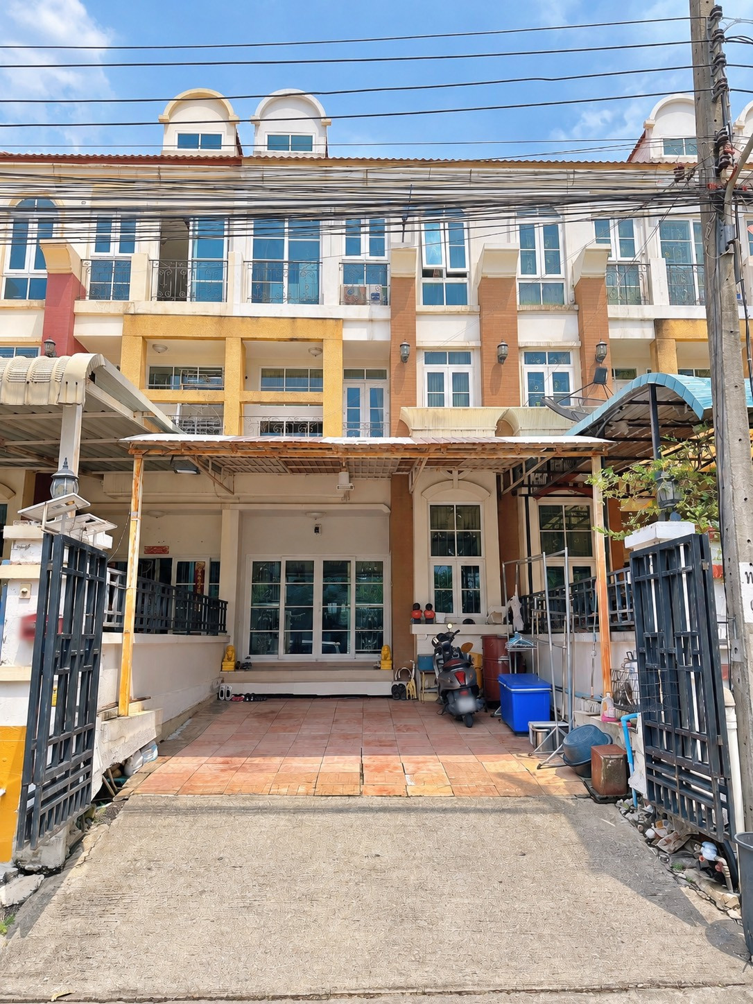 Private Zone with No Houses Directly Opposite! Spacious 3-Storey Townhome for Sale at Superior Village Bang Khae – Ideal for a Home Office  – รูปที่ 2