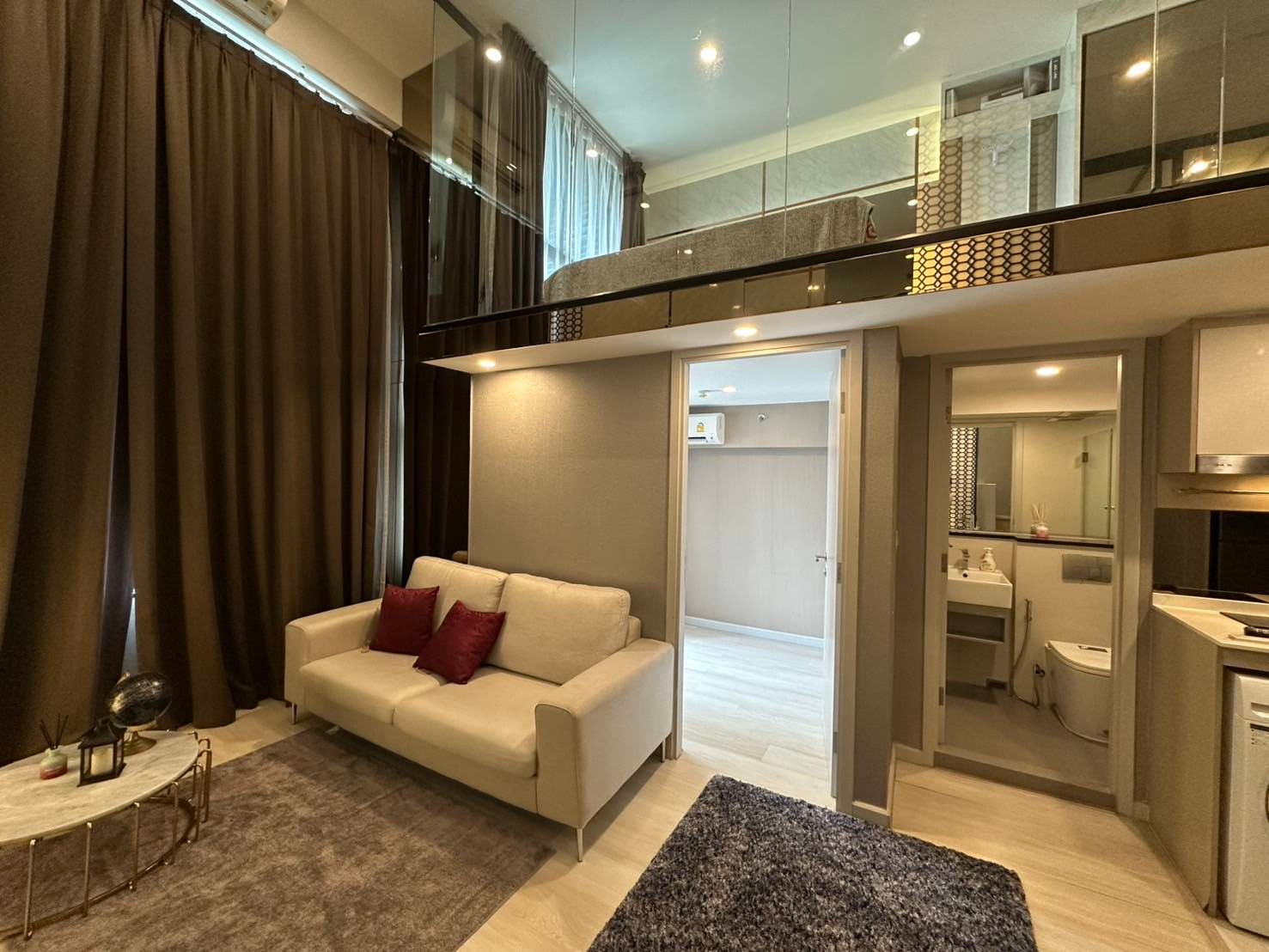 ให้เช่า คอนโด Duplex ขนาด 2 ห้องนอน เฟอร์นิเจอร์ครบ – รูปที่ 3