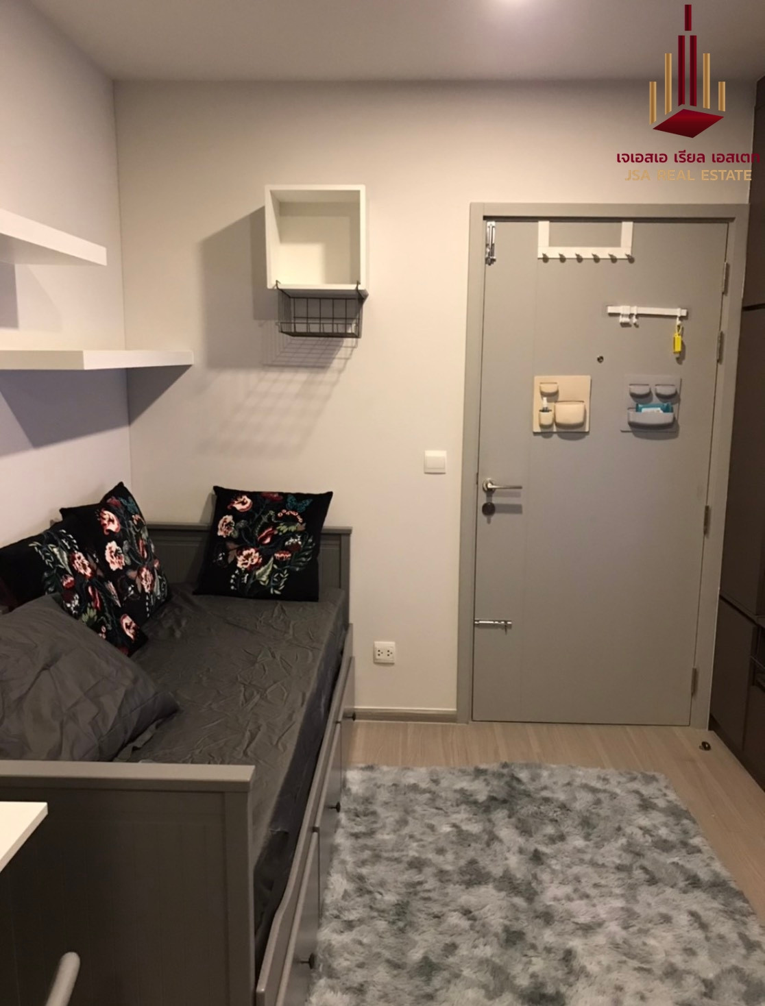 ✨ For Sale: Aspire Asoke Ratchada Condo ✨ 💰 Only 2,890,000 THB