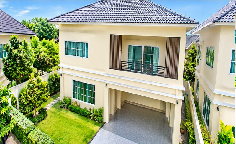 house for rent near VBAC Ram Inthra 450 m. 2 bed 860 m. from MRT Ram Inthra KM 4 in the Bang Khen ar house for rent near VBAC Ram Inthra 450 m. 2 bed 860 m. from MRT Ram Inthra KM 4 in the Bang Khen ar